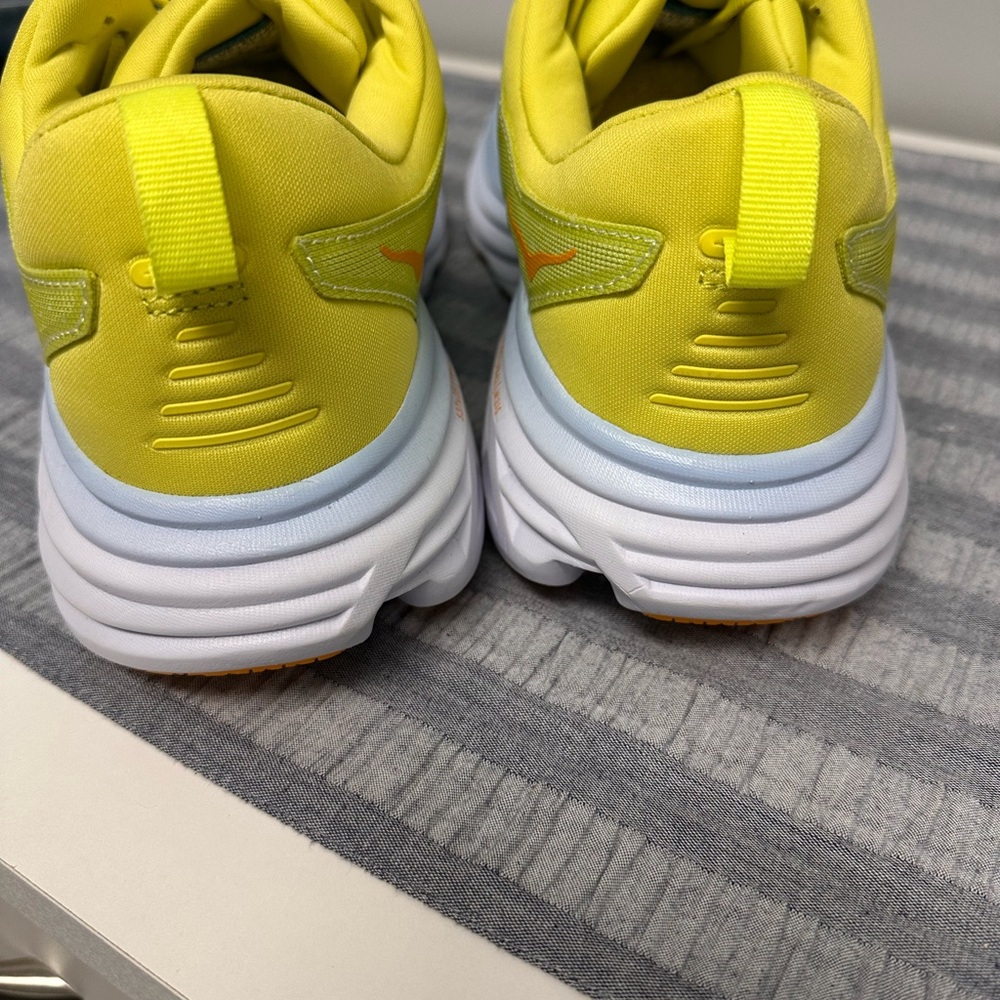 Hoka Bondi 8 Men’s Yellow Sneakers